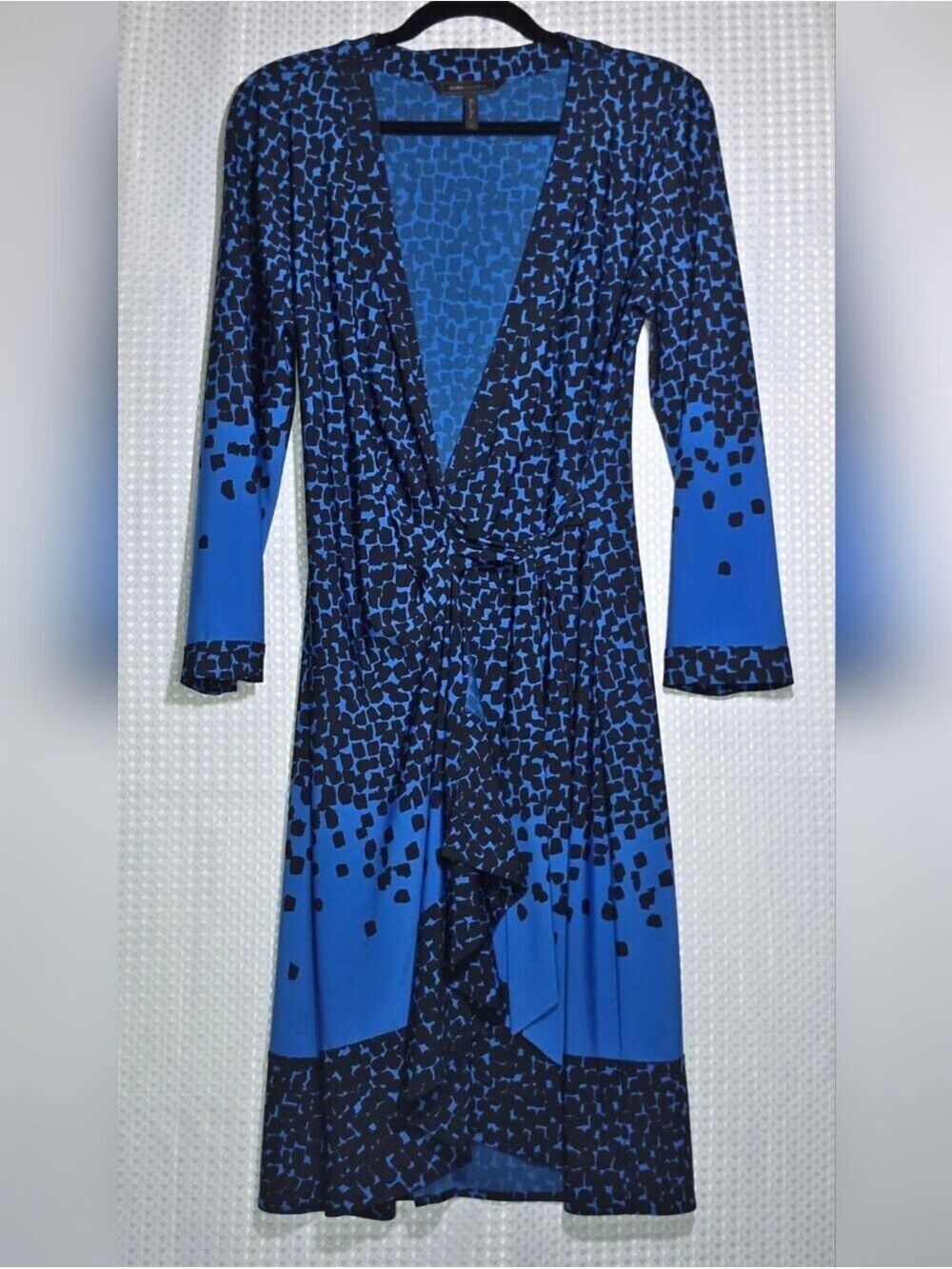 BCBGMAXAZRIA Blue Black Faux Wrap Midi Dress M Office Siren Cocktail Career - Picture 8 of 12